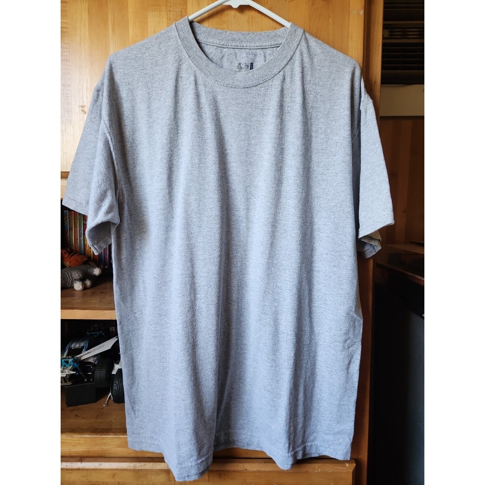 Fruit of the Loom Mens T-Shirt Light Gray, Size L.
